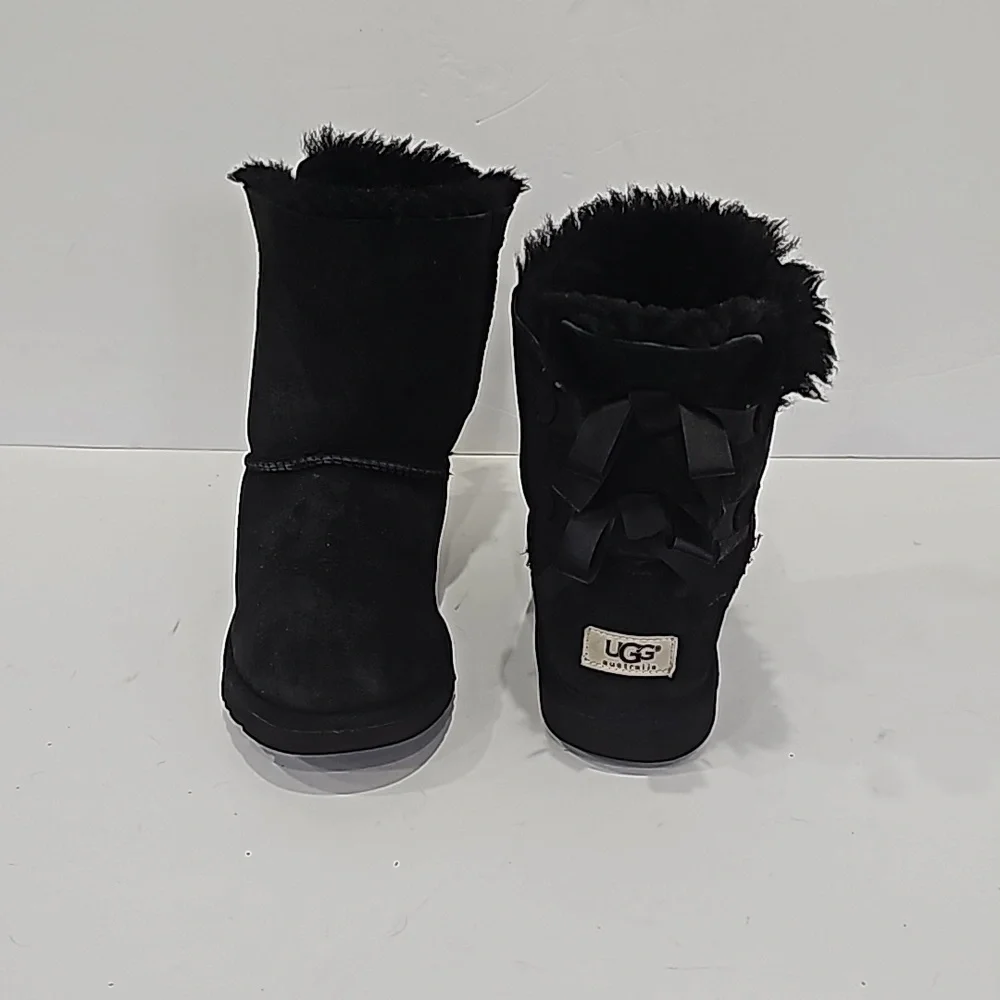 UGG Bailey Bow Black Leather Winter Boots Size 5